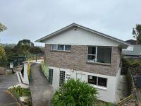 Northcote holiday home- Next stop CBD - Bed and Breakfast Auckland