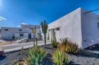 Casa Amaris - Award-Winning Canarian House By Lanzarote Vacation Homes - Chambres d'hôtes Haría
