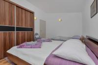 Loft One-Bedroom Apartment with Terrace and Sea View