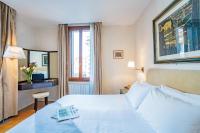 Doppelzimmer mit Blick auf den Kanal