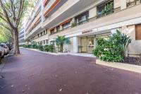 LB Vacation Rentals I Cannes Croisette, Large Terrace, Free Parking, Beaches - Chambres d’hôtes Cannes