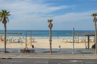 Stylish Garden Apt 2 Min Beach - B&B Tel Aviv