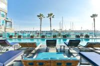 Waterfront Penthouse - Marina Views - Rooftop - B&B Los Angeles