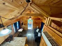 Fauna Chalet LLC - B&B Ocala