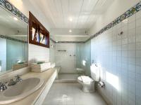 Quintuple Suite with Sea View