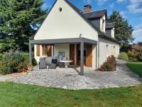 Grande Maison de Campagne avec Jardin Clôturé, Pétanque et Ping-Pong - Idéale Familles - FR-1-410-182 - B&B Conflans-sur-Anille