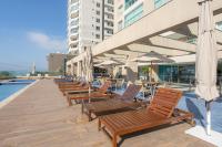 Apartamento em condomínio HOME CLUB, cozinha completa, PISCINA , JACUZZI e SAUNA, ACADEMIA, quadra de esportes playground infantil, salão de jogos a 40m da PRAIA e 15min do Beto Carreiro - B&B Bugres