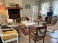 Gîte spacieux rénové en 1850 avec grand jardin, terrasse, jeux pour enfants et équipements modernes ! - FR-1-410-172 - B&B Pontvallain