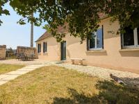 Charmante maison avec jardin, proche de George Sand, circuit auto, hippodrome, plans d'eau et nature. - FR-1-591-320 - Bed and Breakfast Thevet-Saint-Julien