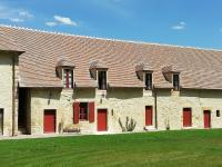 Gîte familial au calme avec parc et jardin, pour 8 personnes, près d’un château historique - FR-1-586-15 - B&B Ainay-le-Vieil