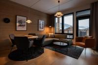 Le Chalet Lingonberry D10 Ski-in Ski-out by Aavalevi - B&B Levi