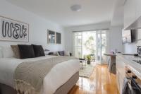 Boutique Studio Apartment in Heritage Home - B&B Sydney