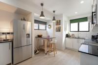 Sophisticated 2-Bed Home With Alfresco Dining - B&B Brisbane