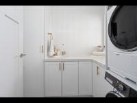 Elegant Beachside Retreat with Luxurious Amenities - B&B Tomakin