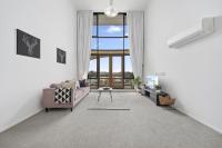 Loft-Style CBD 1-Bed with Rooftop Terrace & BBQ - Bed and Breakfast Canberra