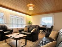 Terrassenwohnung in ruhiger Lage -3 Zimmer A96 nähe - B&B Penzing