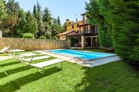 Villa Anthony with 3 br and private pool near Umag - B&B Materada