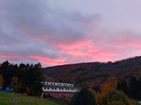 Apartament Widokowy Szczyrk - z darmowym parkingiem i balkonem z widokiem na stok- BestRooms - B&B Szczyrk