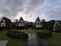 Tamblingan Village - Luxury Villas in Munduk - B&B Munduk