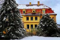 Villa Sophienschlösschen nahe Berlin - Exklusive Zeit zwischen 5 Seen mit großer Küche, gratis Sauna & 3500qm Garten - Chambres d'hôtes Marienwerder