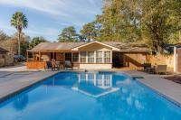 Savannah Getaway with Private Pool, Porch & Deck - Ferienwohnung Savannah