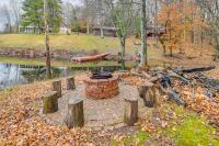 Lake Malone Cabin Getaway! Dock, Fire Pit, Grill - B&B Dunmor