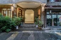 Phoenix Geometry Light Accommodation - B&B Fenghuang