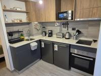 Cómodo depto estudio- Céntrico- Equipado- Piscina - B&B Santiago del Cile