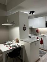 HomeNest with sauna and warm garage - B&B Rovaniemi
