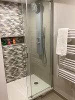 Independent apartment for 4 people in house - B&B Janzé
