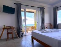 Goalie Beachfront Resort - Chambres d’hôtes Hikkaduwa