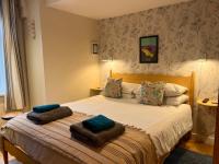 Handy for Lake District, detached property - Bed and Breakfast Penruddock