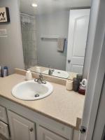 Serene Room - B&B Edmonton