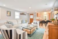 Commercial St Private Patio Dog Welcome - B&B Provincetown