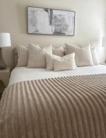 Partial Ocean View Steps to the Pier - B&B Los Ángeles