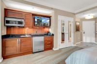 Suite with City View