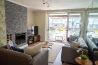 NEW LISTING - PARADISE ON THE WATER AT COMMODORE - B&B Knysna
