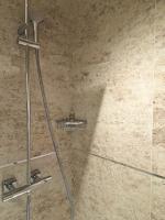 Studio Lit King-Size Deluxe