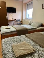 Rooms with private Bathroom & Free Parking ''Sobe Zoka,, - B&B Subotica