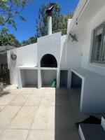 Family Friendly Cottage - Pool, Beautiful Garden & Incredible Views - B&B Cape Town