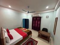 Kedar Guest House Ayodhya - Near Shri Ramlala Temple - Ferienwohnung Ayodhya