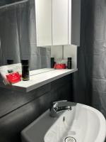 Twin Room with Private Bathroom