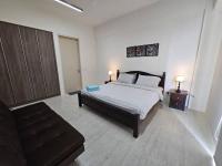 By The Sea Cozy Beachfront Home, Batu Ferringhi - B&B Batu Feringgi