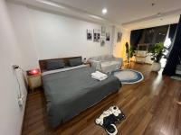 The East Gate - B&B Ấp Chợ