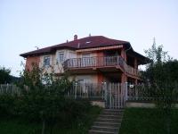 Fügefa Vendégház - B&B