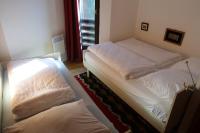 Apartamento de 1 dormitorio con balcón