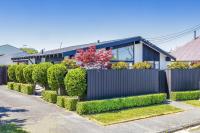 Modern Two-Bedroom Home in Merivale - B&B Christchurch