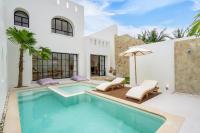 Tanahlot Beachview Rooftop Villa - B&B Tanah Lot