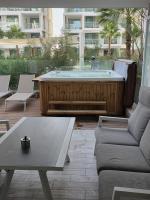 42 סוויטת גן 2 חדרים עם ג'קוזי מפנק במרפסת - Ferienwohnung Eilat