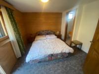 Camera Matrimoniale con Vista Montagna